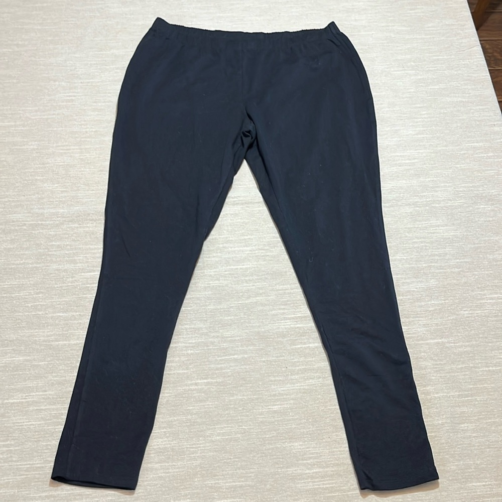 No Brand Tag. Black leggings. Size Large 12-14